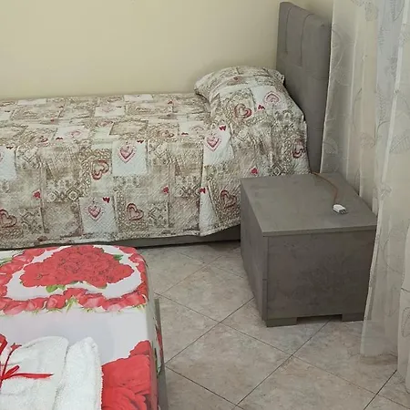 Apartment National *